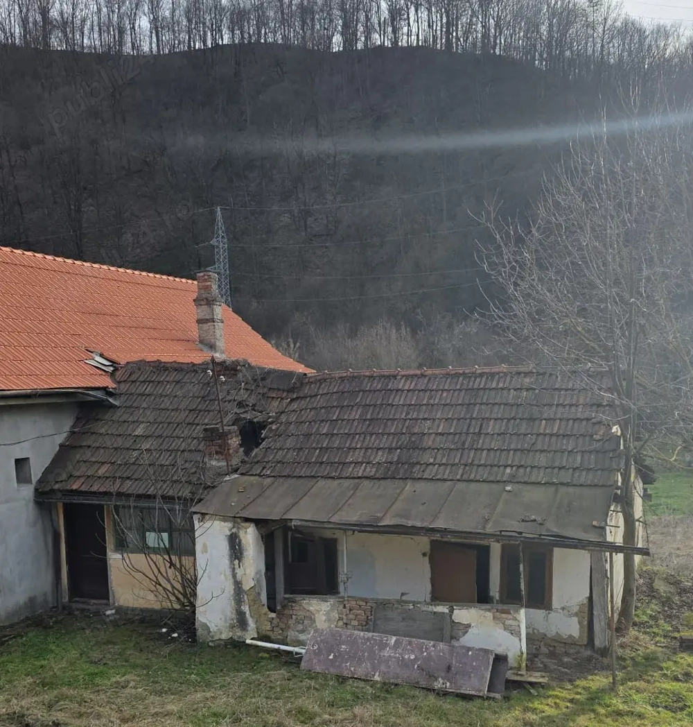 Vând casă la un super preț !!!