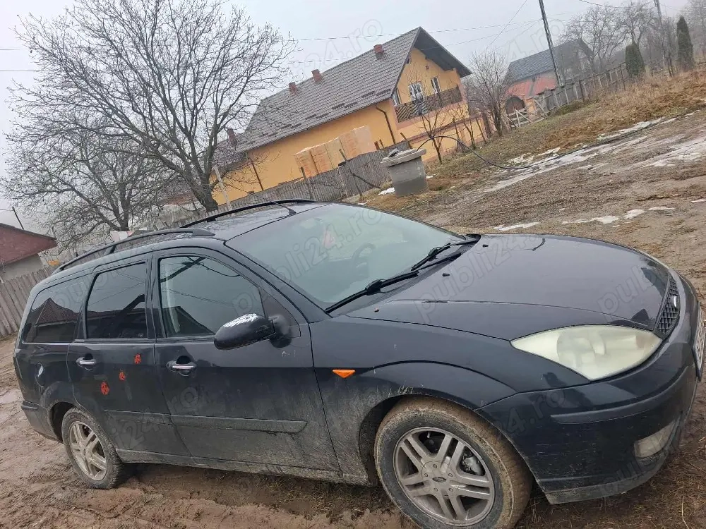 vând urgent ford focus 