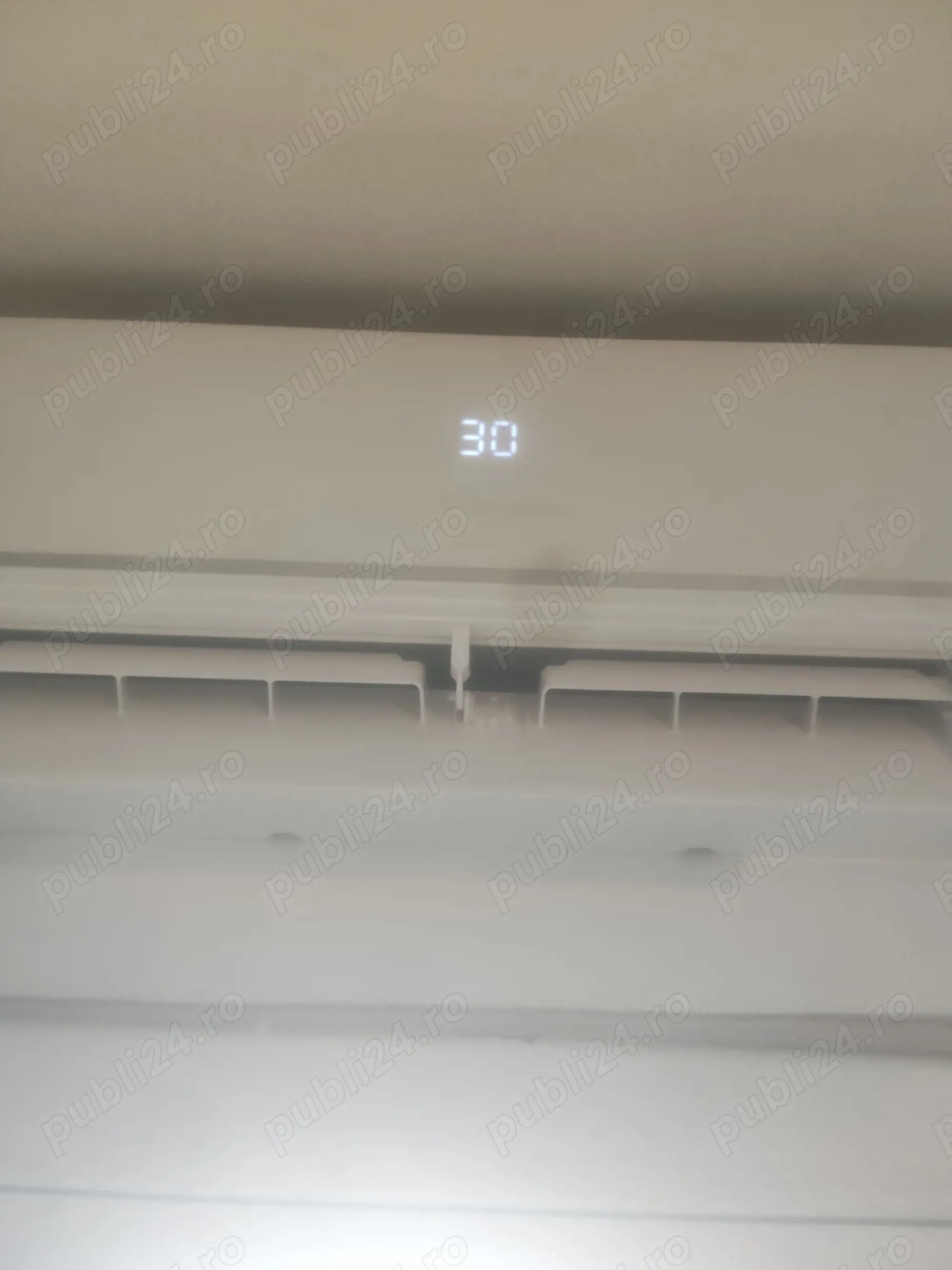 Vând aer condiționat 