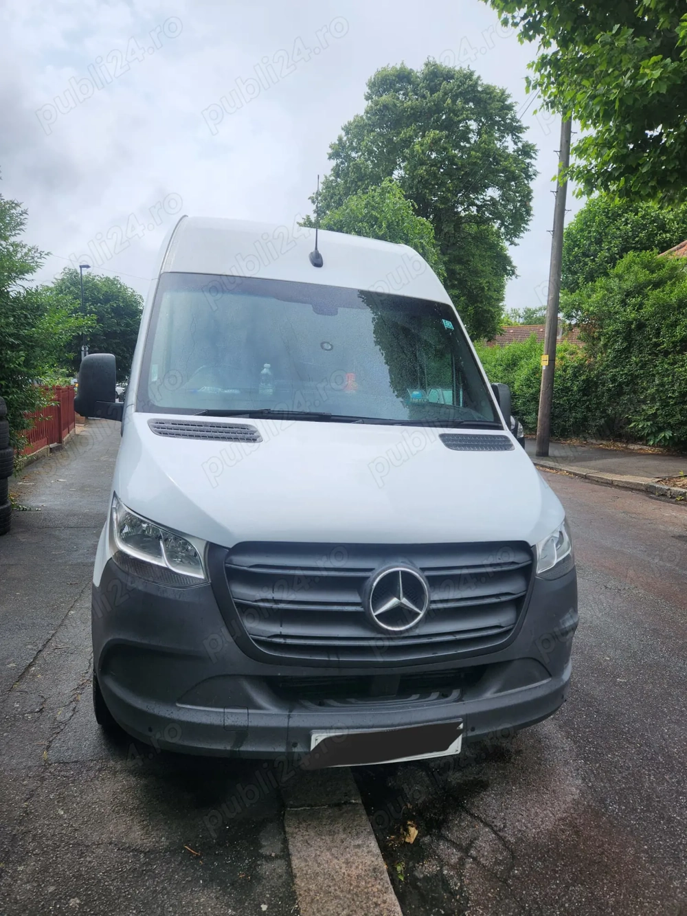 Mercedes-Benz Sprinter 2020   Volan dreapta   Manual   Tracțiune față