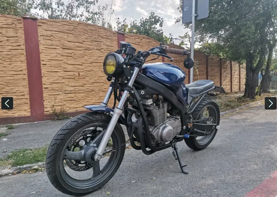 Suzuki GS500 Cafe Racer