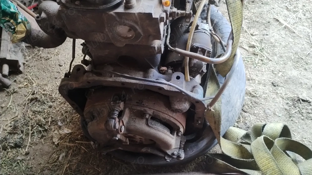 Vând motor tractor fiat 415