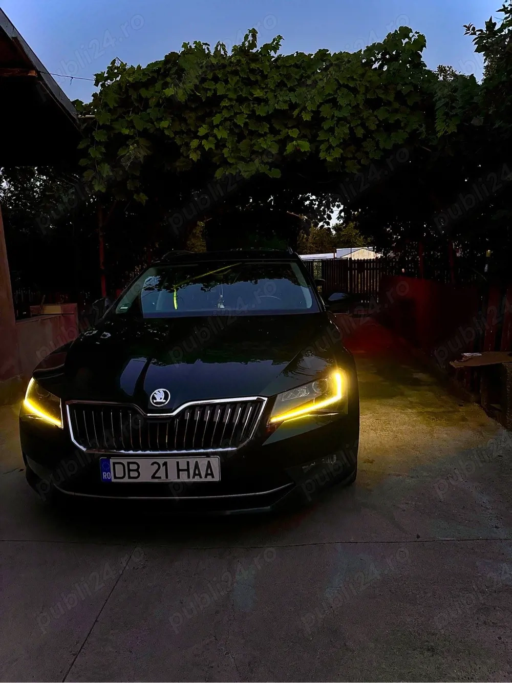 Skoda Superb 2.0 tdi 190 cai DSG