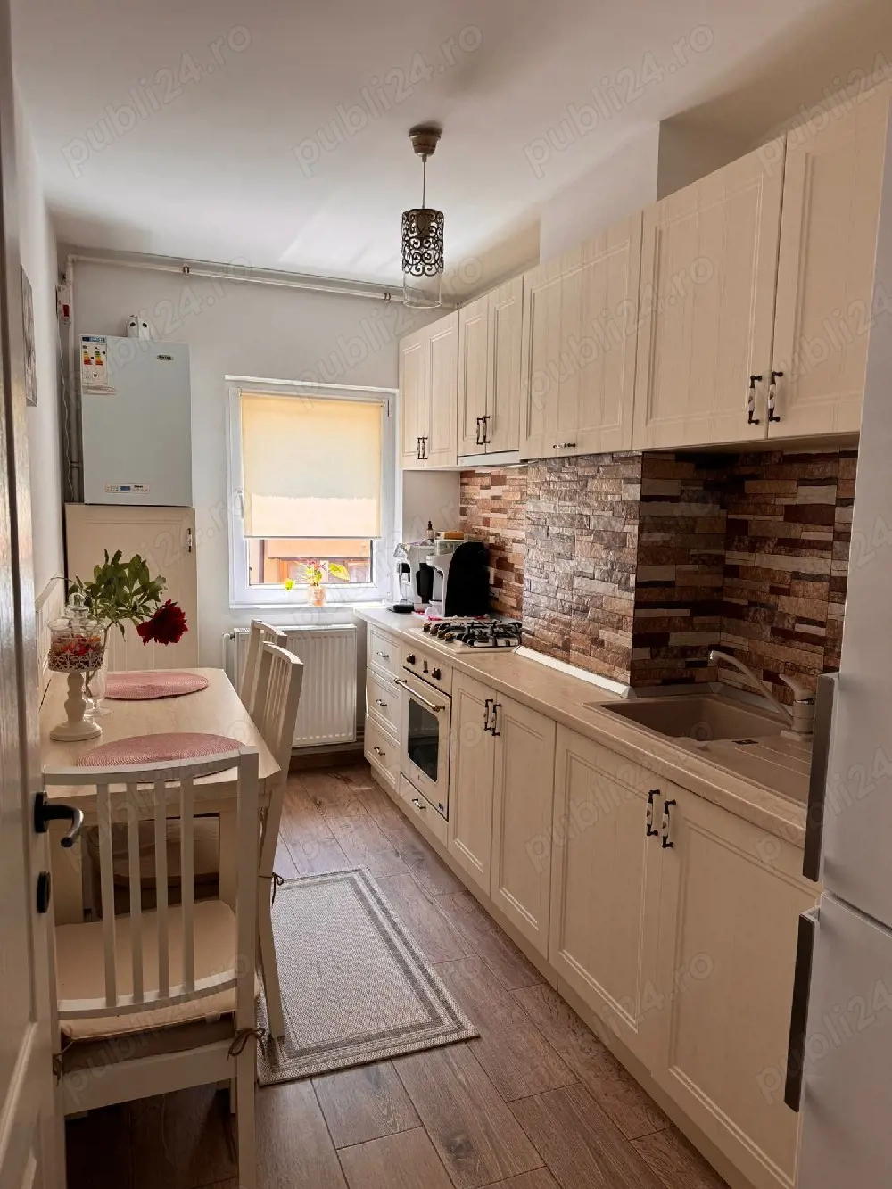 Apartament cu doua camere de închiriat 