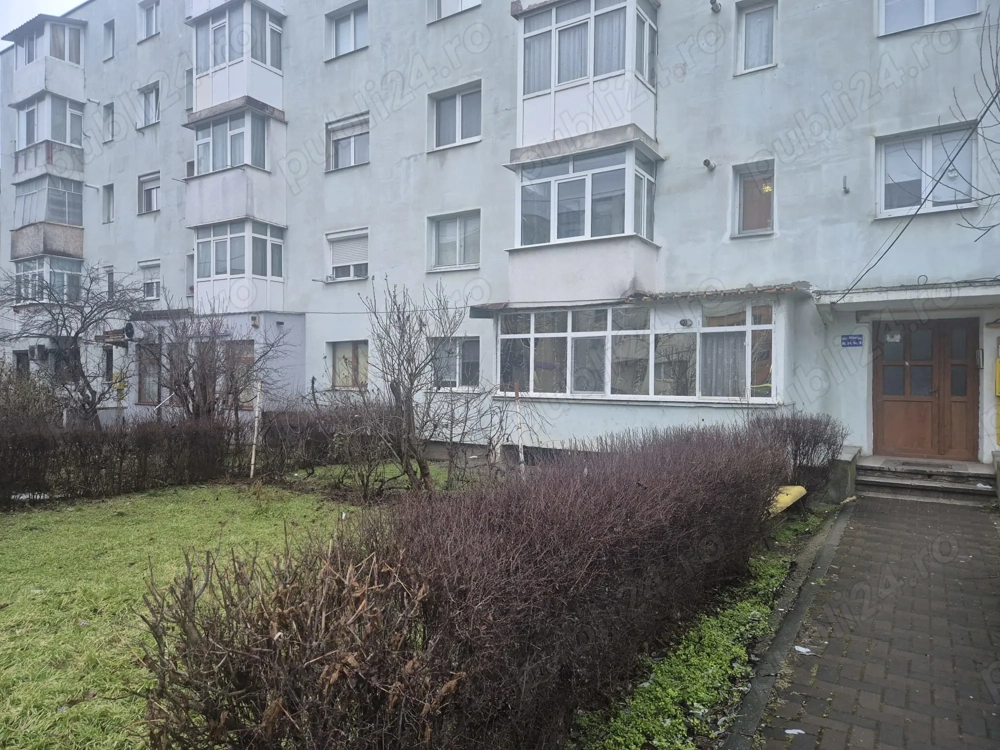 Parter la bulevard | Vad comercial excelent   Mioriței