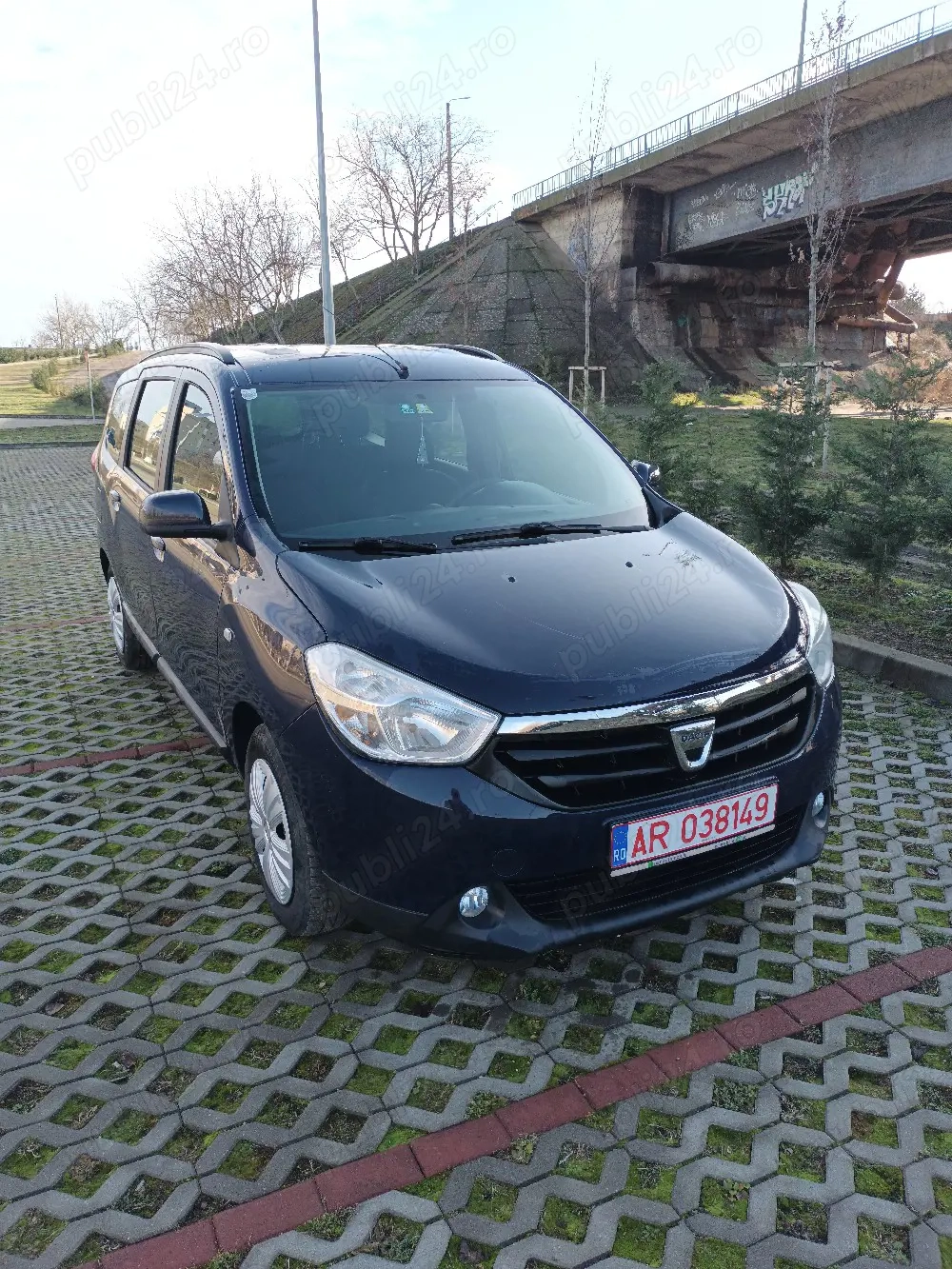 Dacia Lodgy 1.5 dci An 2013 cu C.I.V-UL FĂCUT 