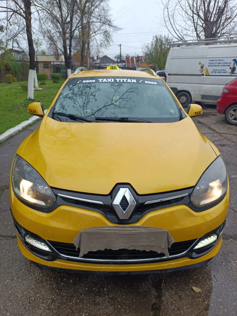 vând Renault Megane 3 motor 12 