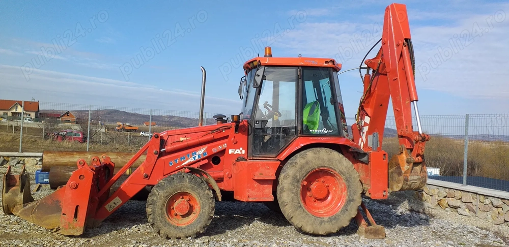   Vand buldoexcavator Fai Komatsu 898 4x4 