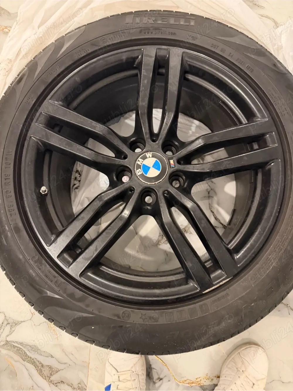 Jante BMW M 19" + envelope Pirelli 255/50 