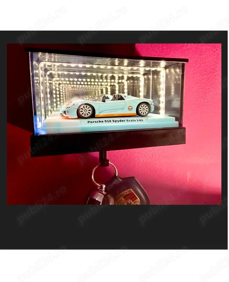 Display auto / Suport chei tip garaj auto cu Oglindă LED Infinity pt Hot Wheels