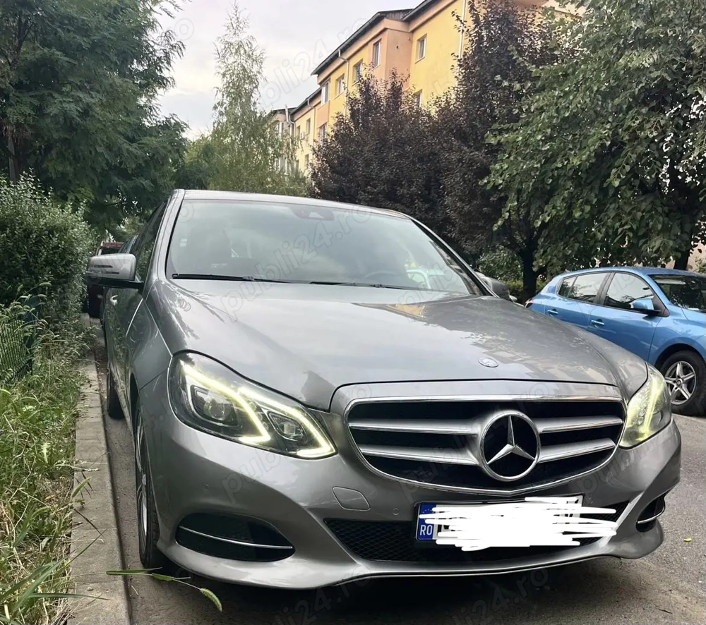 Vând Mercedes Clasa E