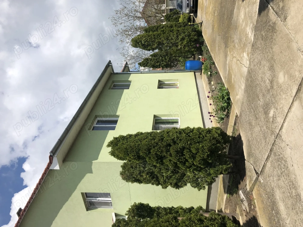 Vând casă Pădureni Jebel