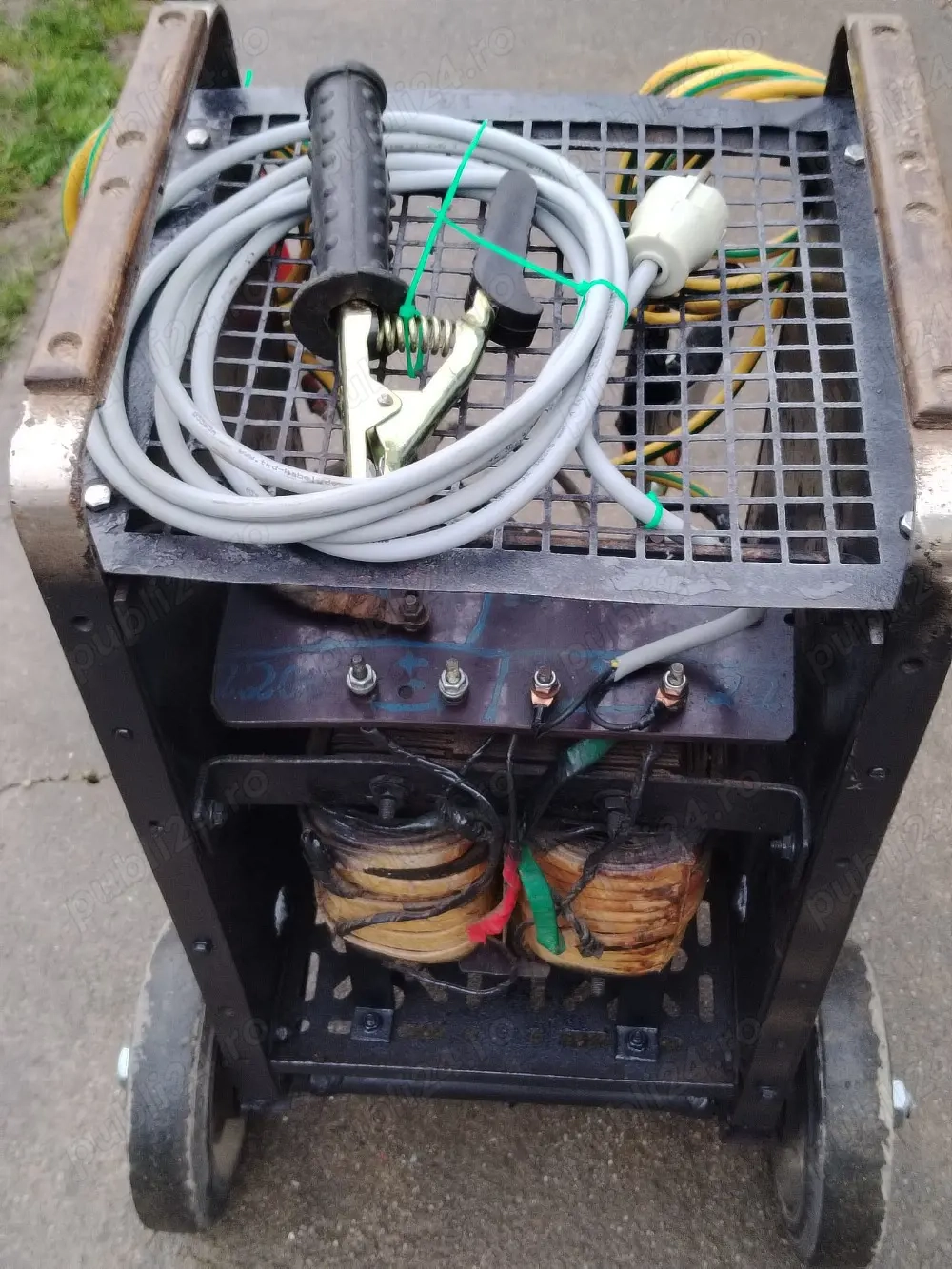 robot de pornire de fabrică Nefolosit.