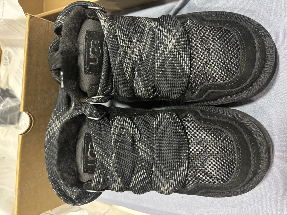 UGG Lowmel Snow Boots