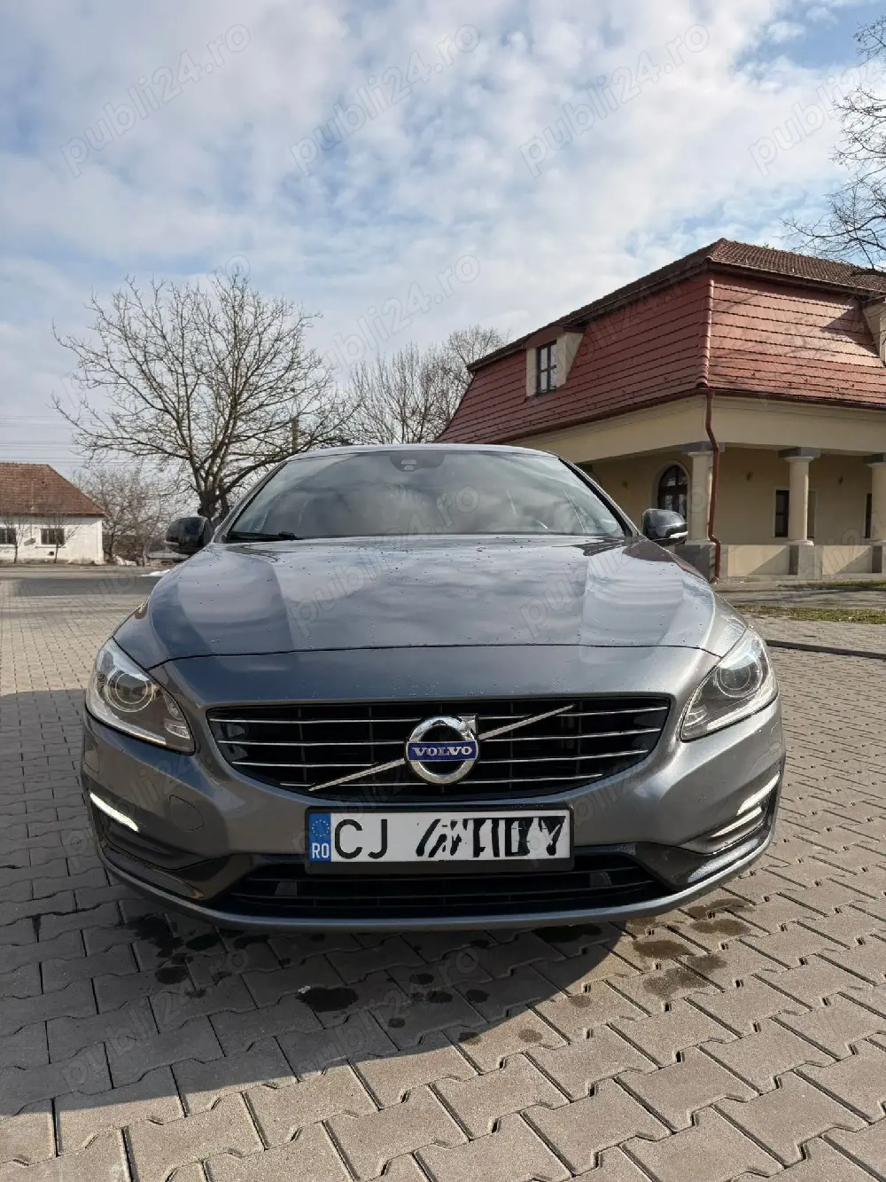 Vând Schimb Volvo S60 2.0 diesel 