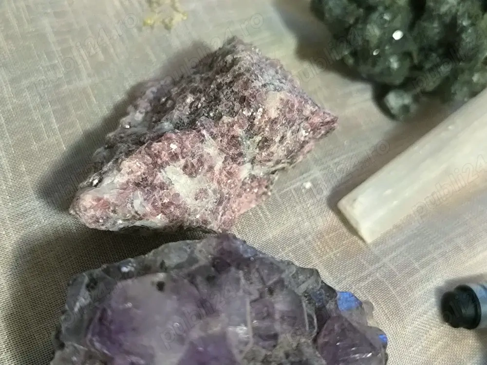 Pietre semipretioase, Minerale 