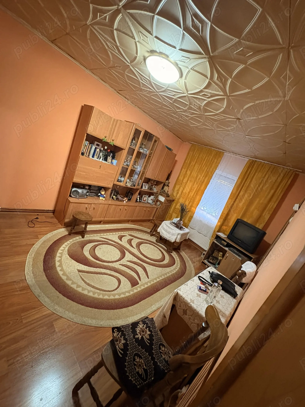 Vand Garsoniera 25mp, Pipirig-Sala Polivalenta Pret 29.000 Euro