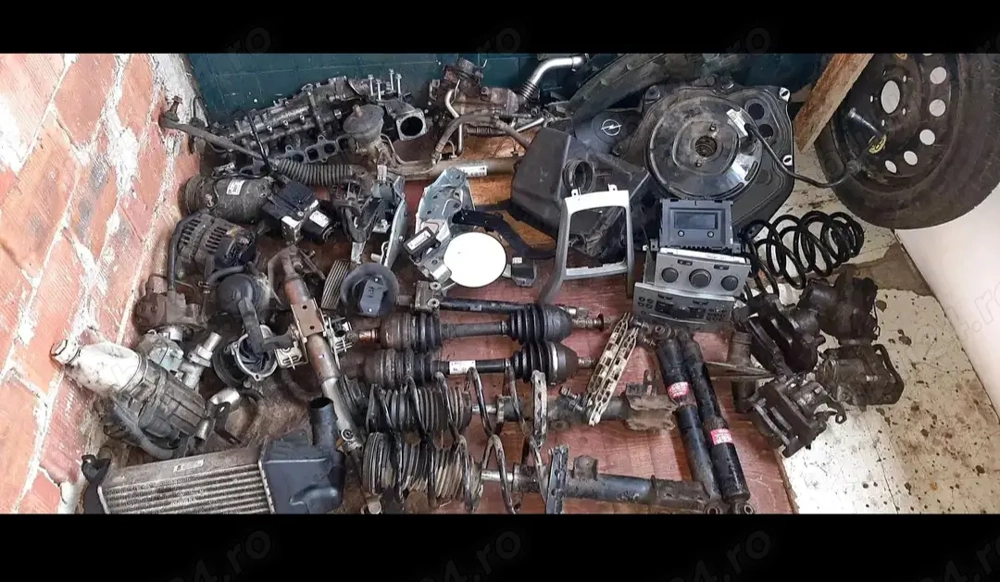 Motoare și piese cu garanție 