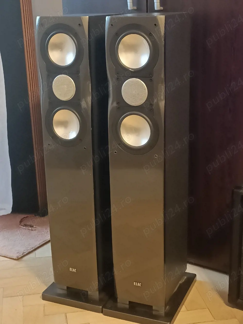 Boxe Podea Elac FS127