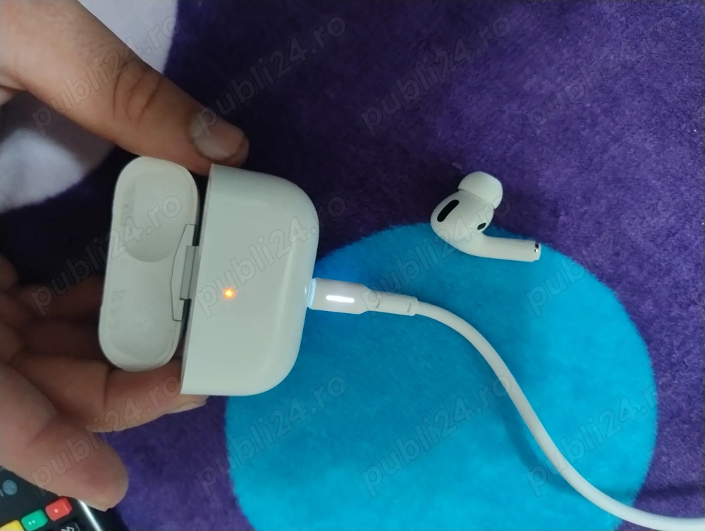 casti cine vrea air pods pro 