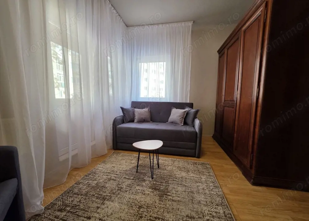 Apartament 3 Camere | 2 Balcoane | Centrala proprie
