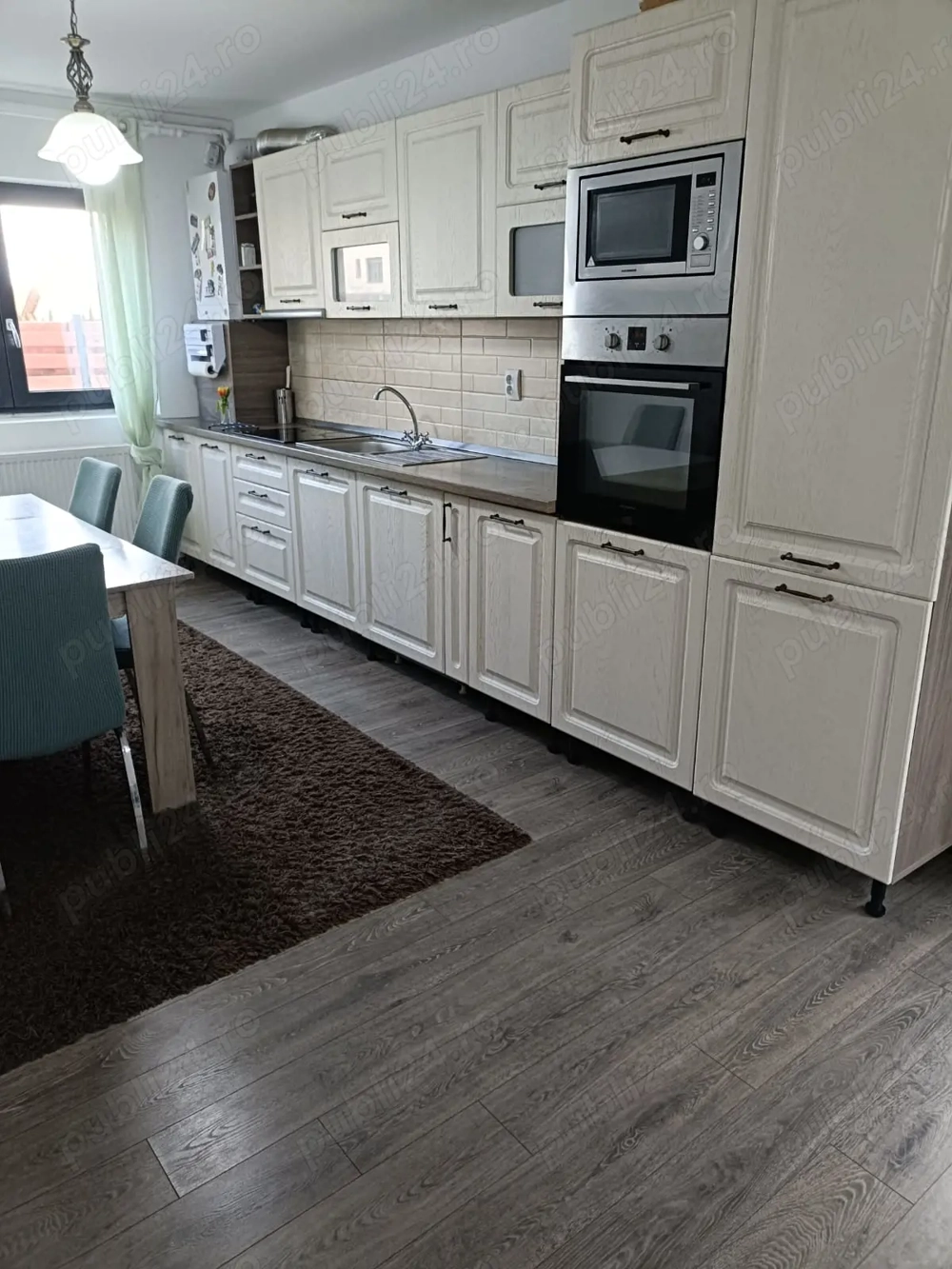 Apartament 3 camere 75 mp, curte 44 mp-  Cartierul Arhitectilor