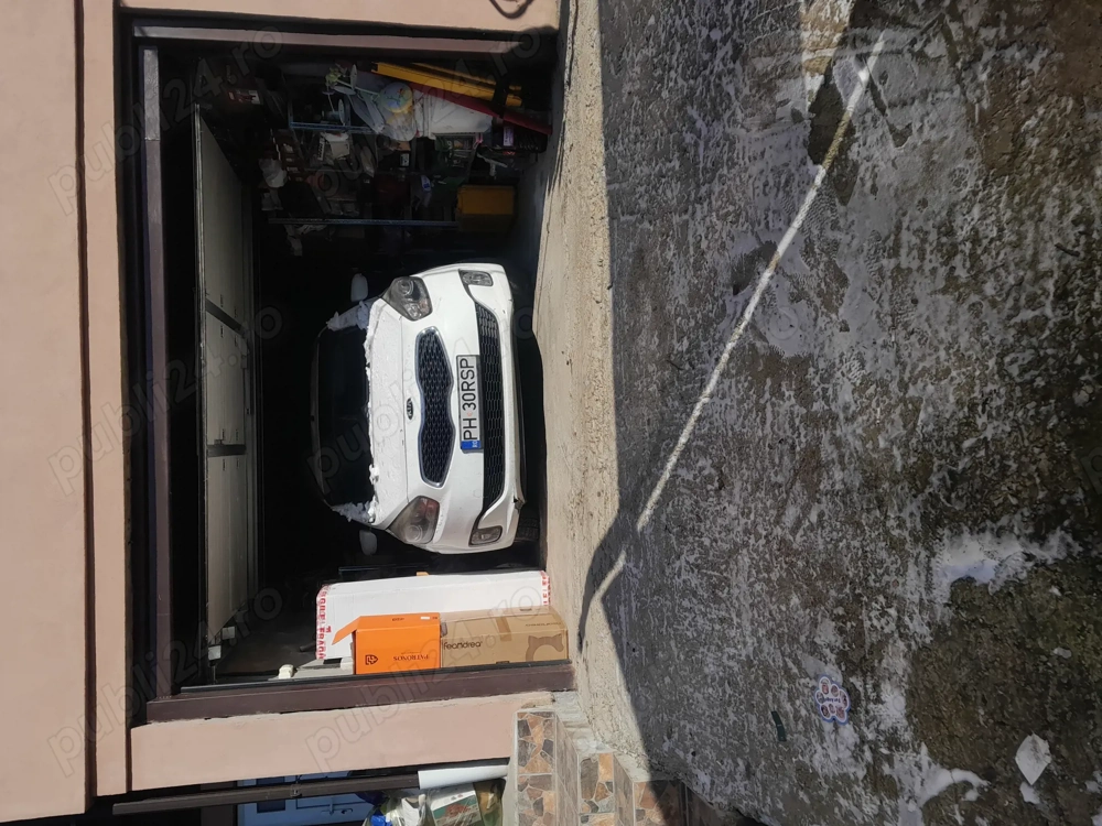 Dezmembrez  kia carens 2015 1.7 crdi