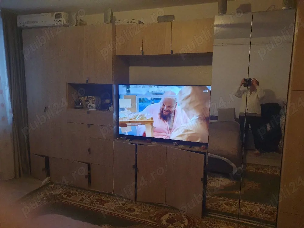 Vind garsoniera proprietar