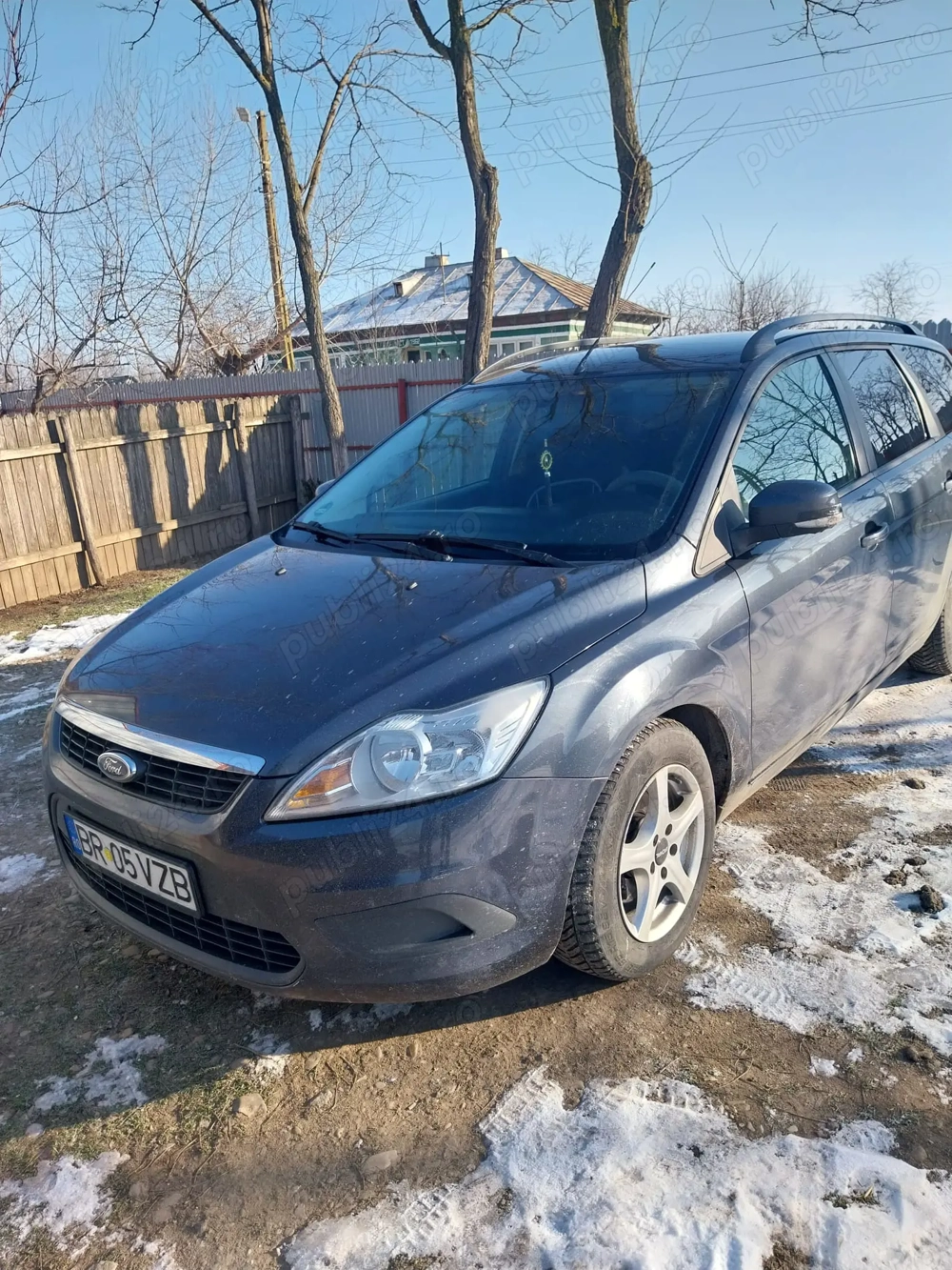 Vand Ford Focus 2, 1.6 benzină, computer bord