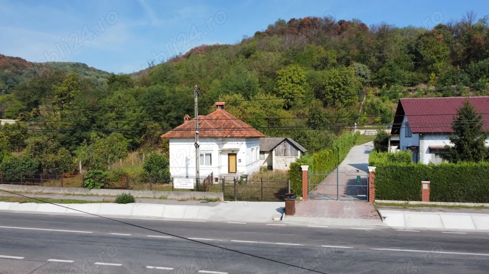 Casa 3 camere ,teren 2166m2