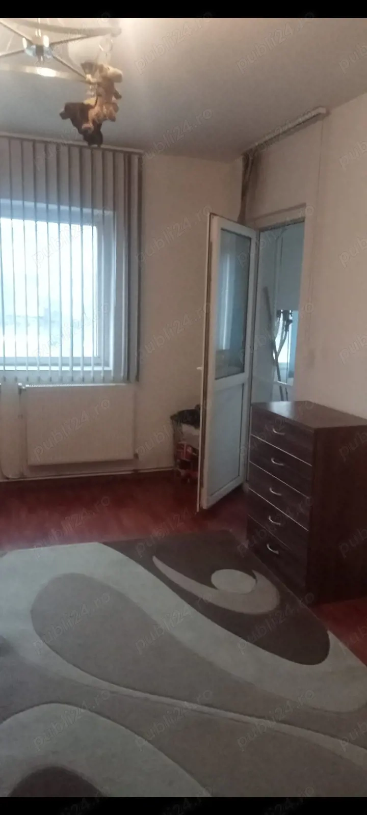 Podu ros, apartament o camera