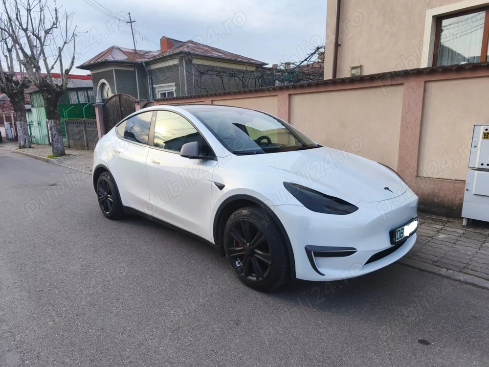 Tesla y long range dual motor  2023 unic proprietar  tva deductibil 