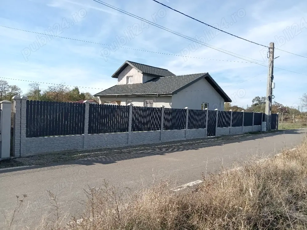 Casa de vânzare gara boboc la 12 km de buzau
