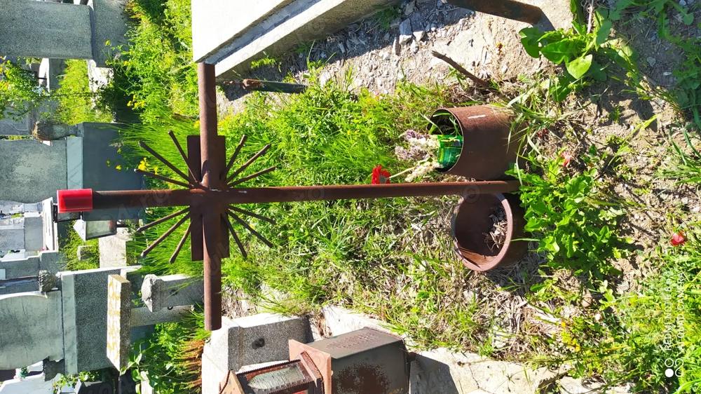 Vand loc de veci in Cimitirul CENTRAL