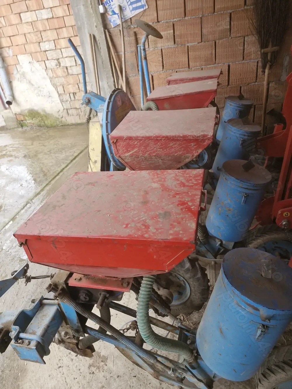 Vand semanatoare porumb spc 4