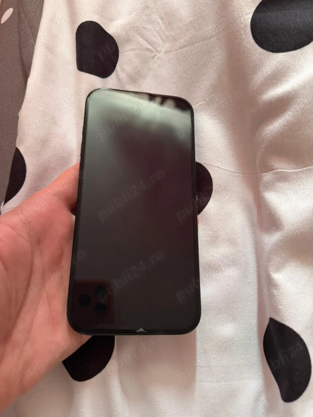 Vând iPhone 16 pro Max 