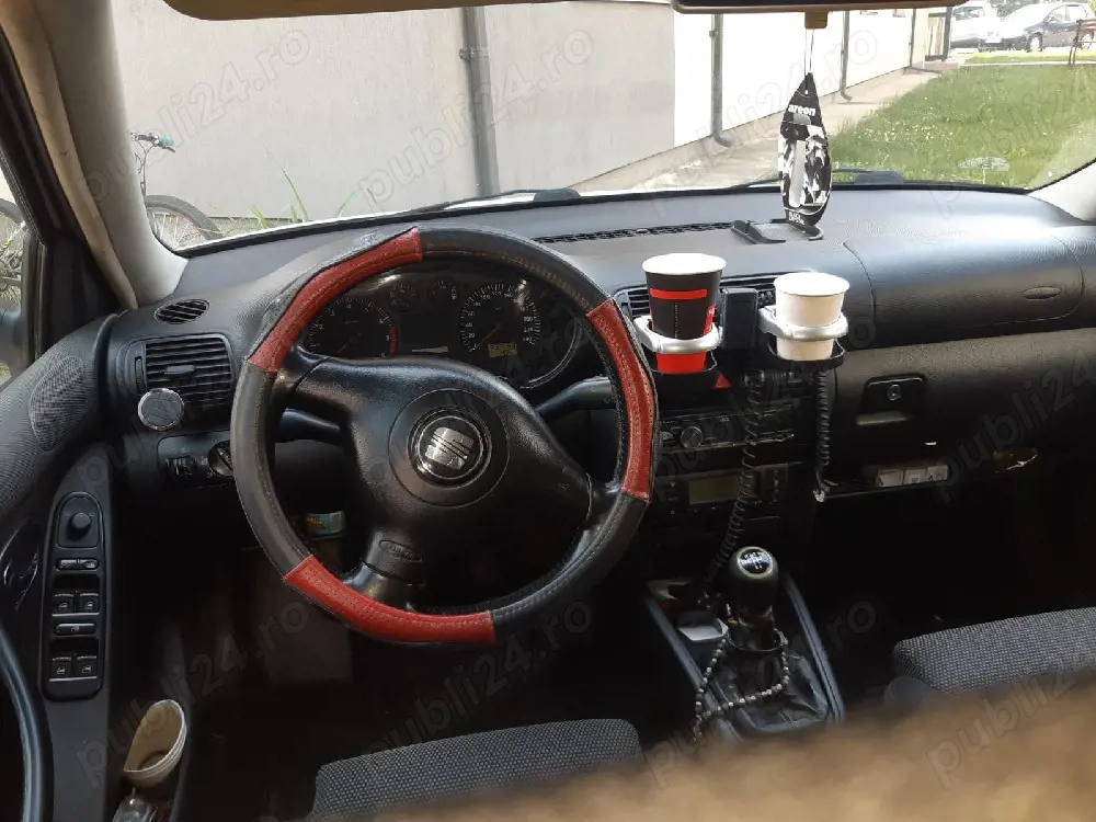 seat leon 1m 1.6 16v benzina