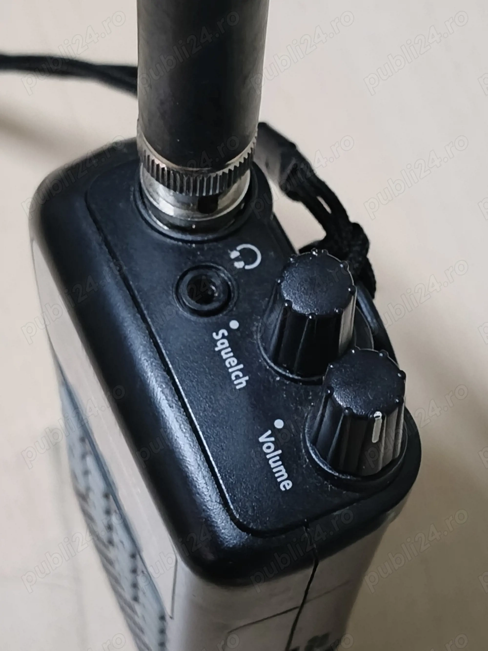 Scanner radio professional Uniden UBC72XLT