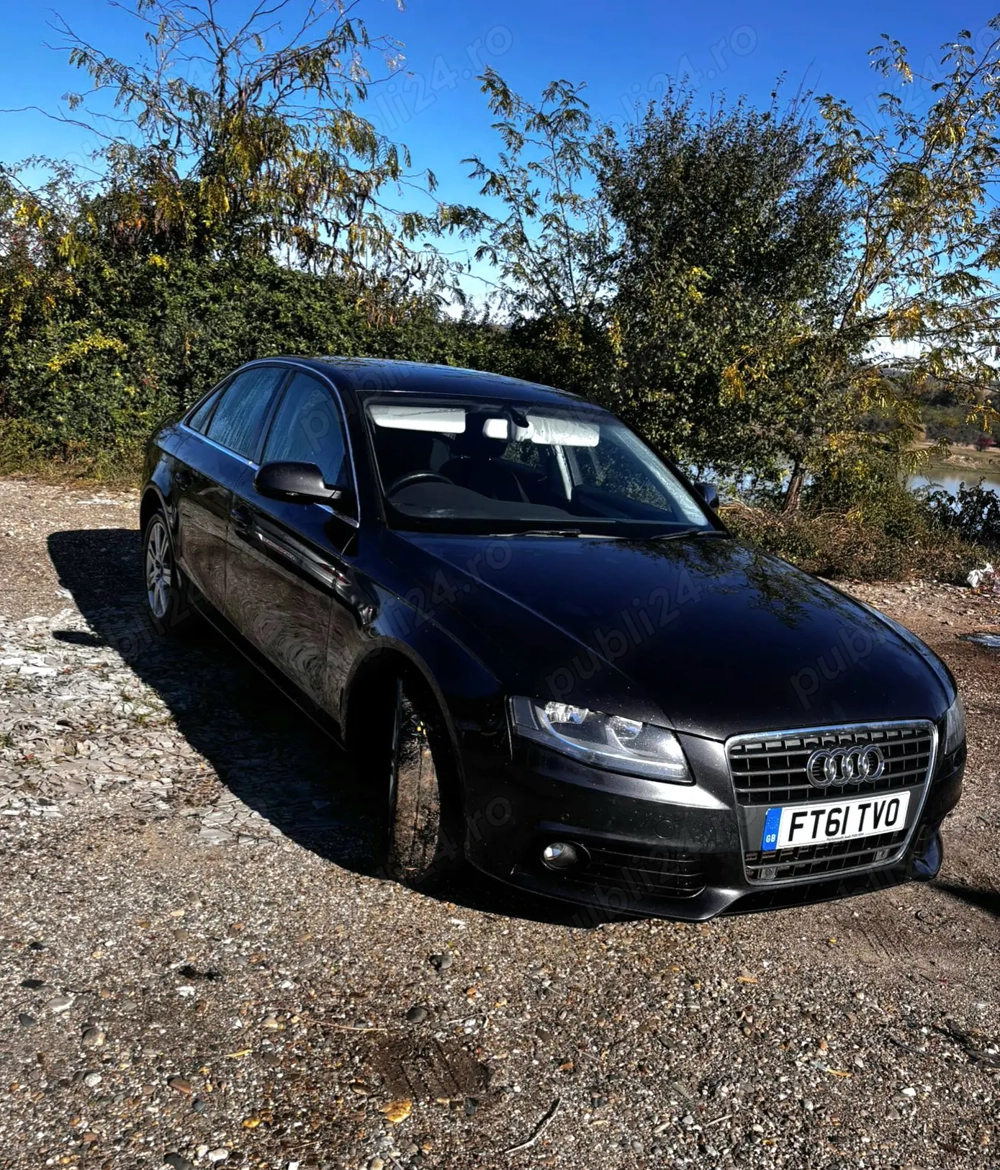 Dezmembrez Audi A4 B8 LZ7L 2.0TDI CAGA 105kw 2011