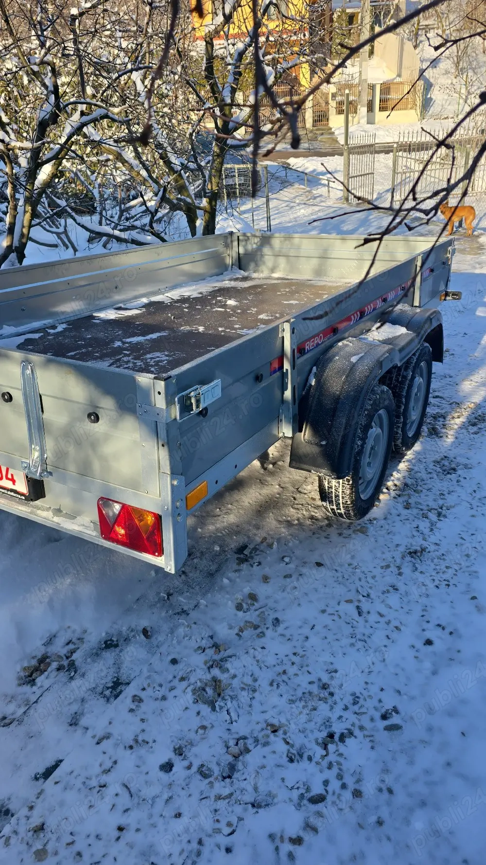 Inchiriez remorcă 2 axe 3m 1.6m