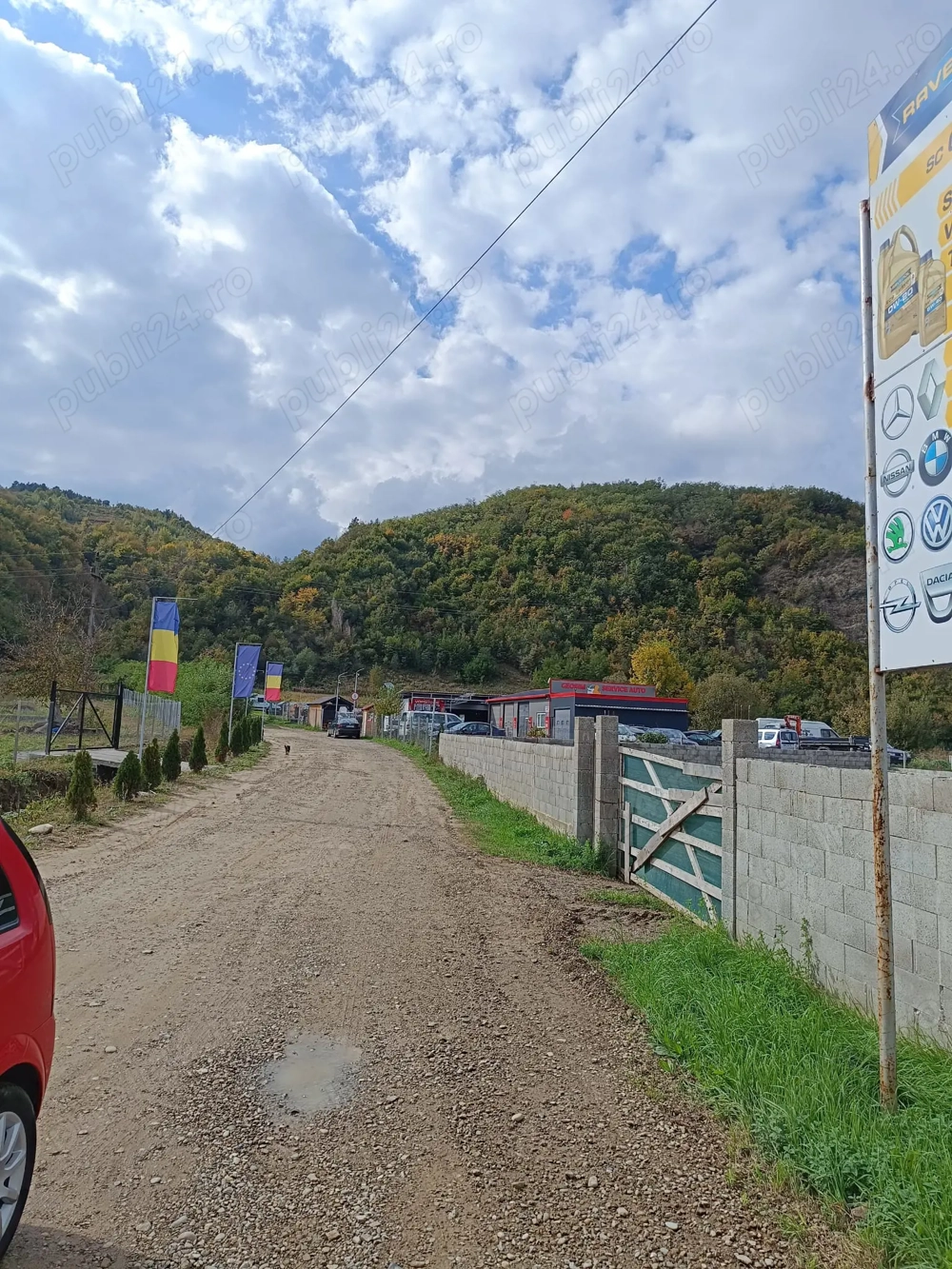 Teren Dofteana, 2800 mp