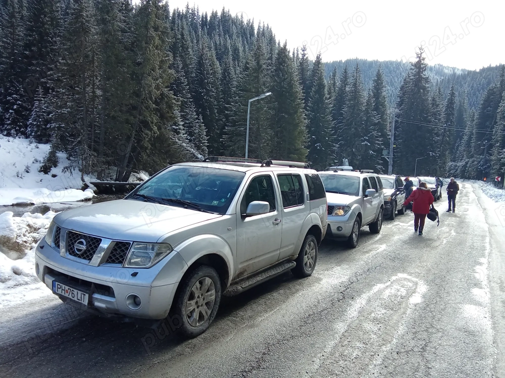 Excursii montane Sinaia  cu jeepuri 4*4 în natură.