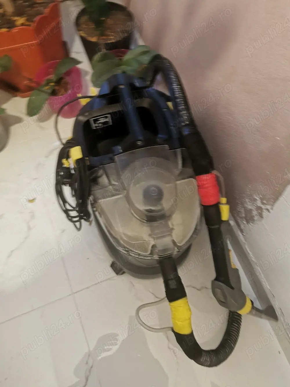Karcher Puzzi 8  1