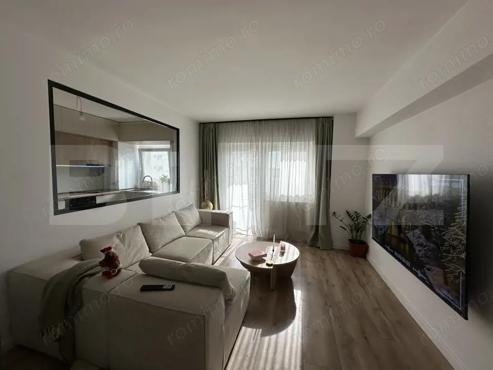 Apartament 3 camere, 70 mp, zona Cetate