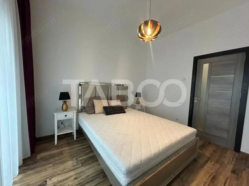 Apartament 3 camere de lux cu terasa si 2 locuri de parcare pe Brana 