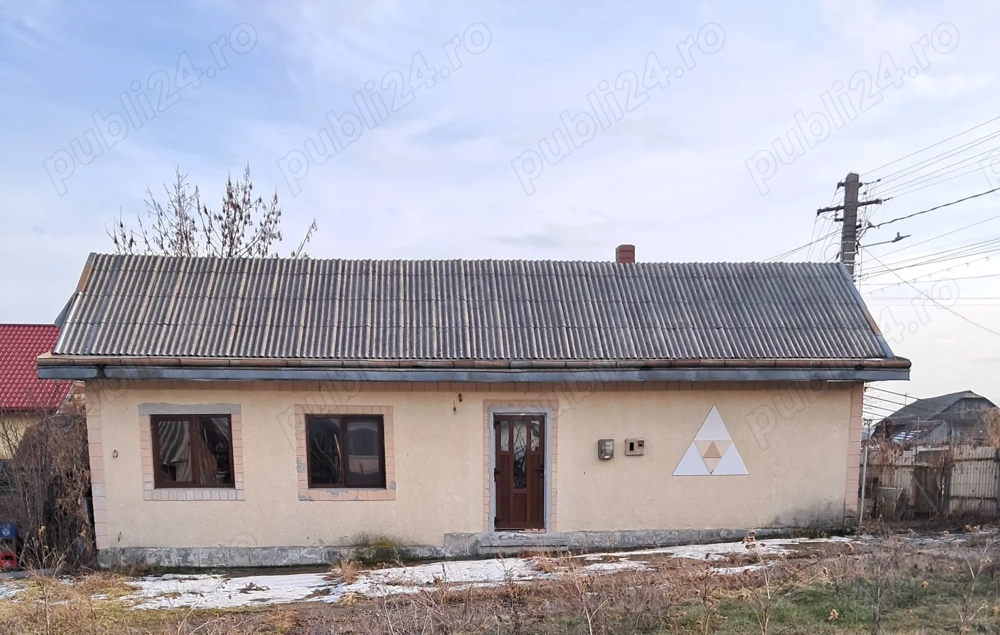 Vând Imobil, in Moara Nica,