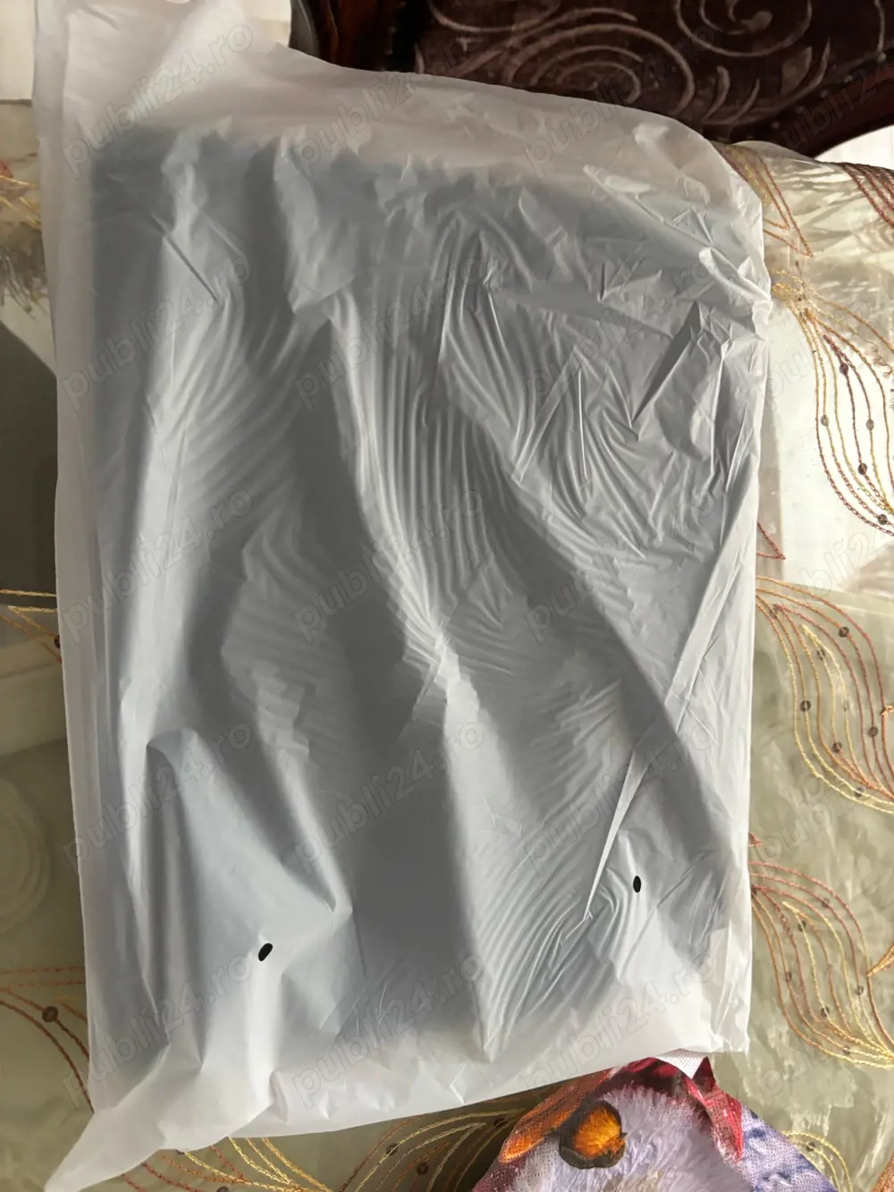 Husa cu tastatura Belkin Connect Pro, Bluetooth, iluminata, negru, 11 inch