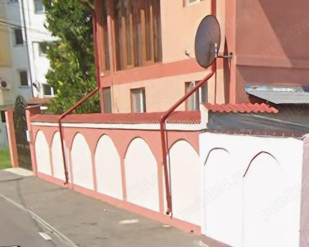 Camere la curte Târgoviște 