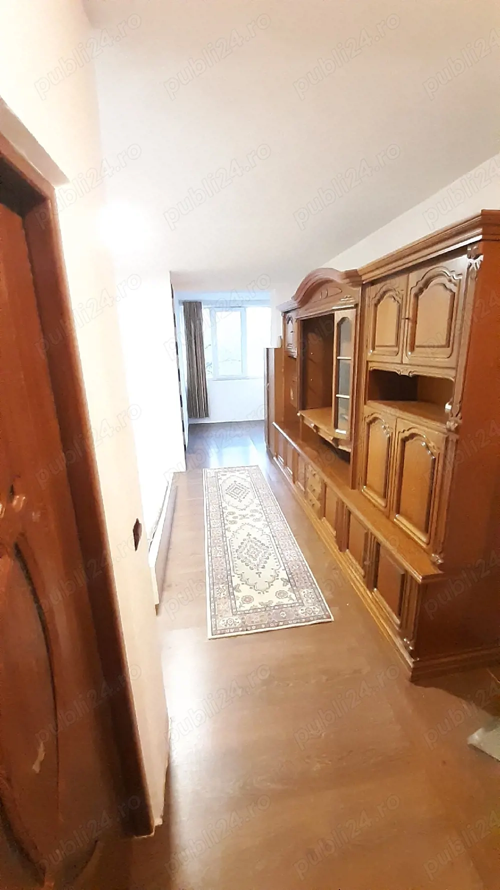 Garsoniera Motru 32 m2 ,etajul 1 ,confort 1 in bloc de caramida