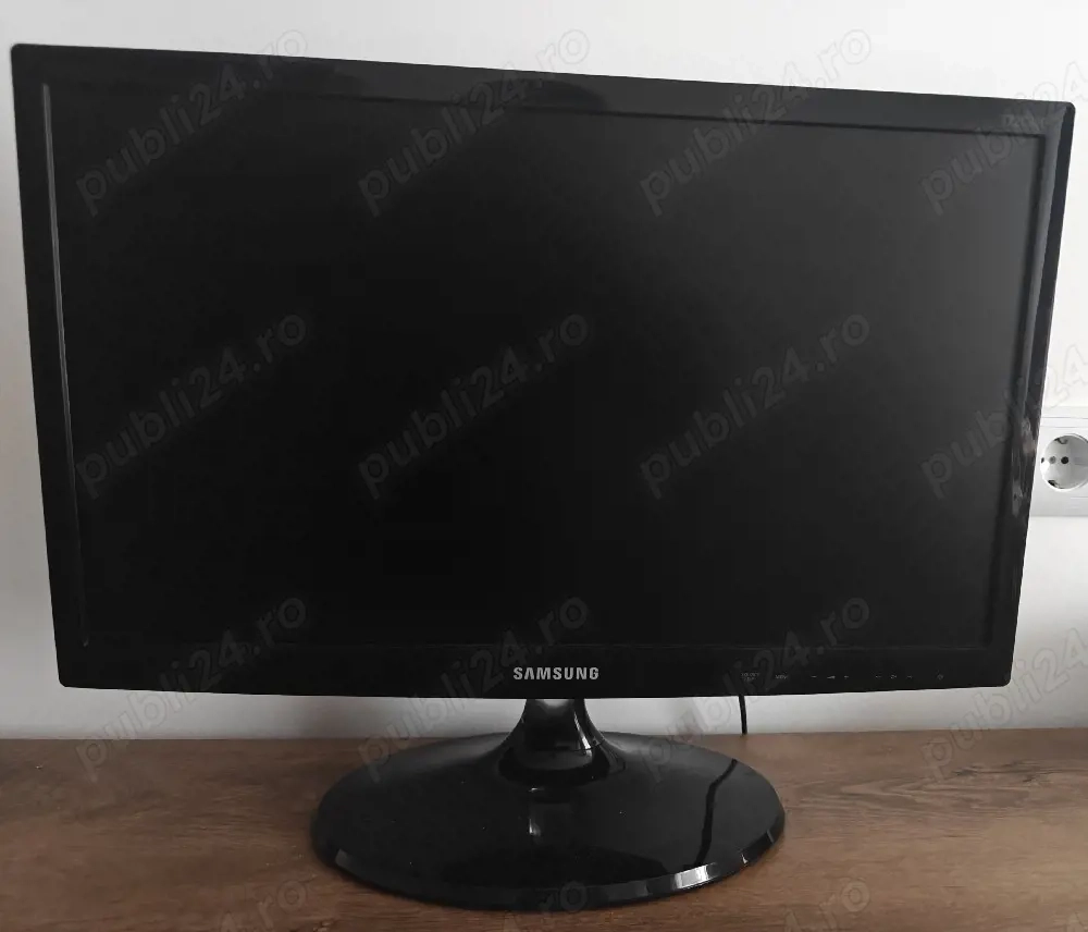 Samsung T22C300EW